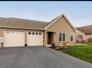 203 Mill Rd, Chambersburg, PA 17201