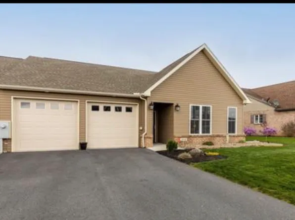 203 Mill Rd, Chambersburg, PA 17201