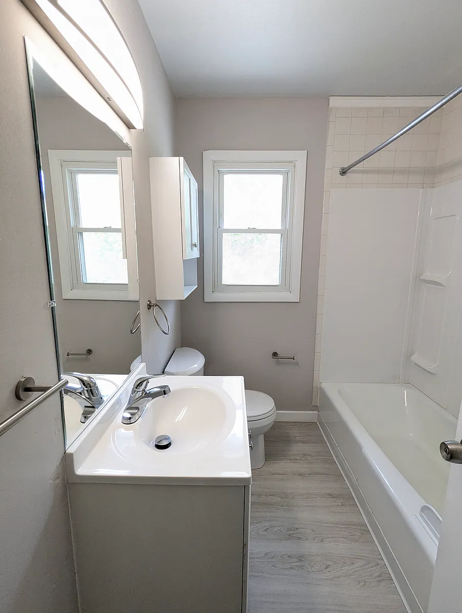 Building Photo - 158 Jersey St #8