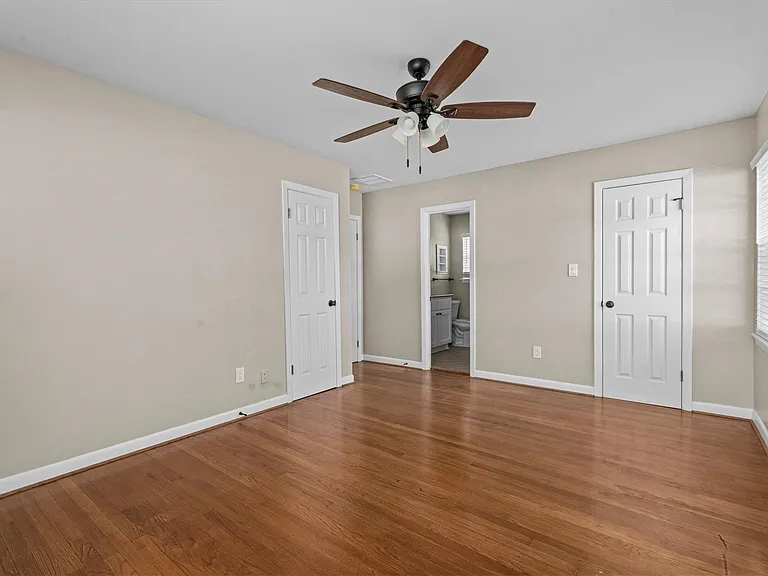 10030 Haddington Dr — Photo 14