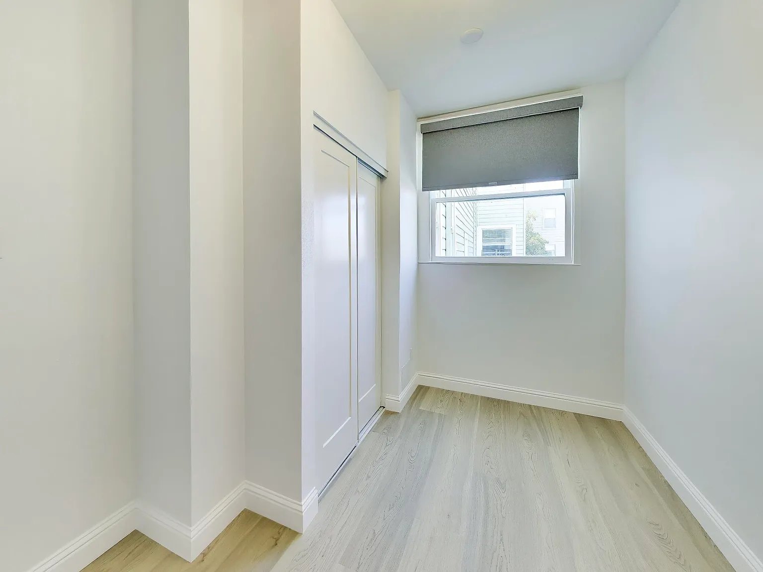1 bed, 584 sqft, $4,995 — Photo 4