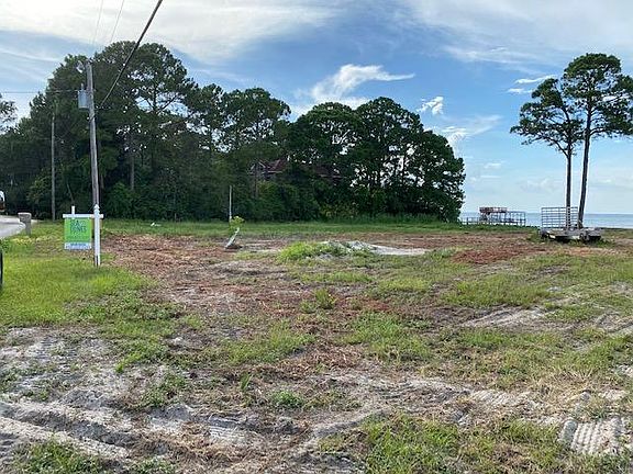 5th image of Bayshore Dr