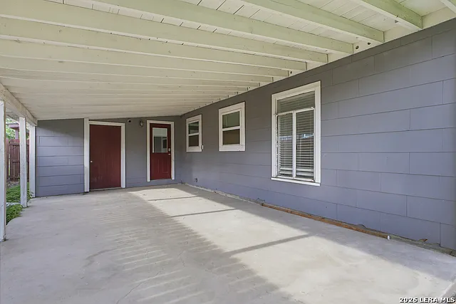 418 Nassau Dr — Photo 27