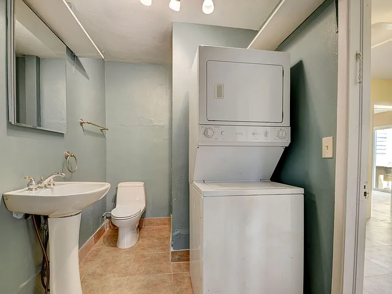 511 Minnesota St — Photo 27