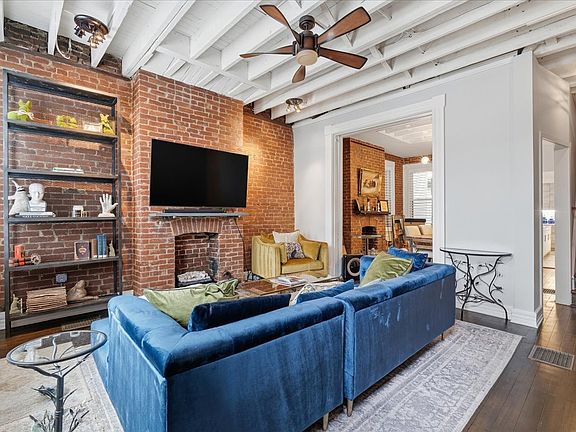 5th image of 5158 Keystone St