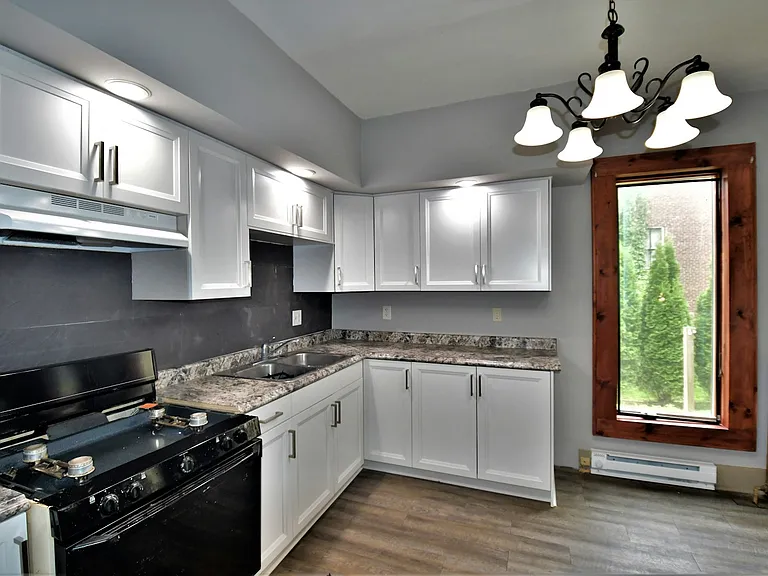 710 W 4th St #710 — Photo 1