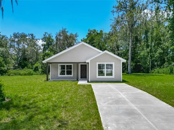 919 County Road 482c, Lake Panasoffkee, FL 33538