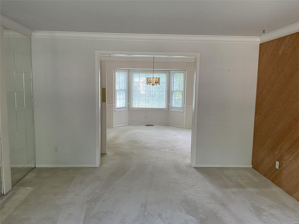 2nd image of 510 Hatteras Dr