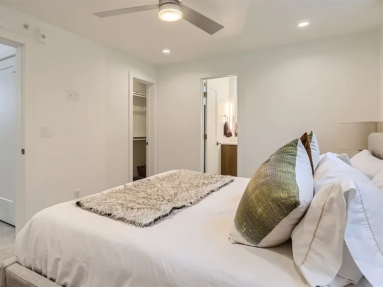 1608 Irving St #4 — Photo 18