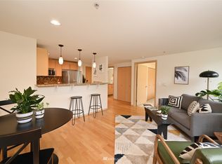 424 N 85th St APT 102, Seattle, WA 98103