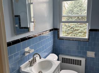 214 W Elkinton Ave FLOOR 2, Chester, PA 19013