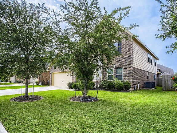 3rd image of 20431 Alpine Meadow Pl