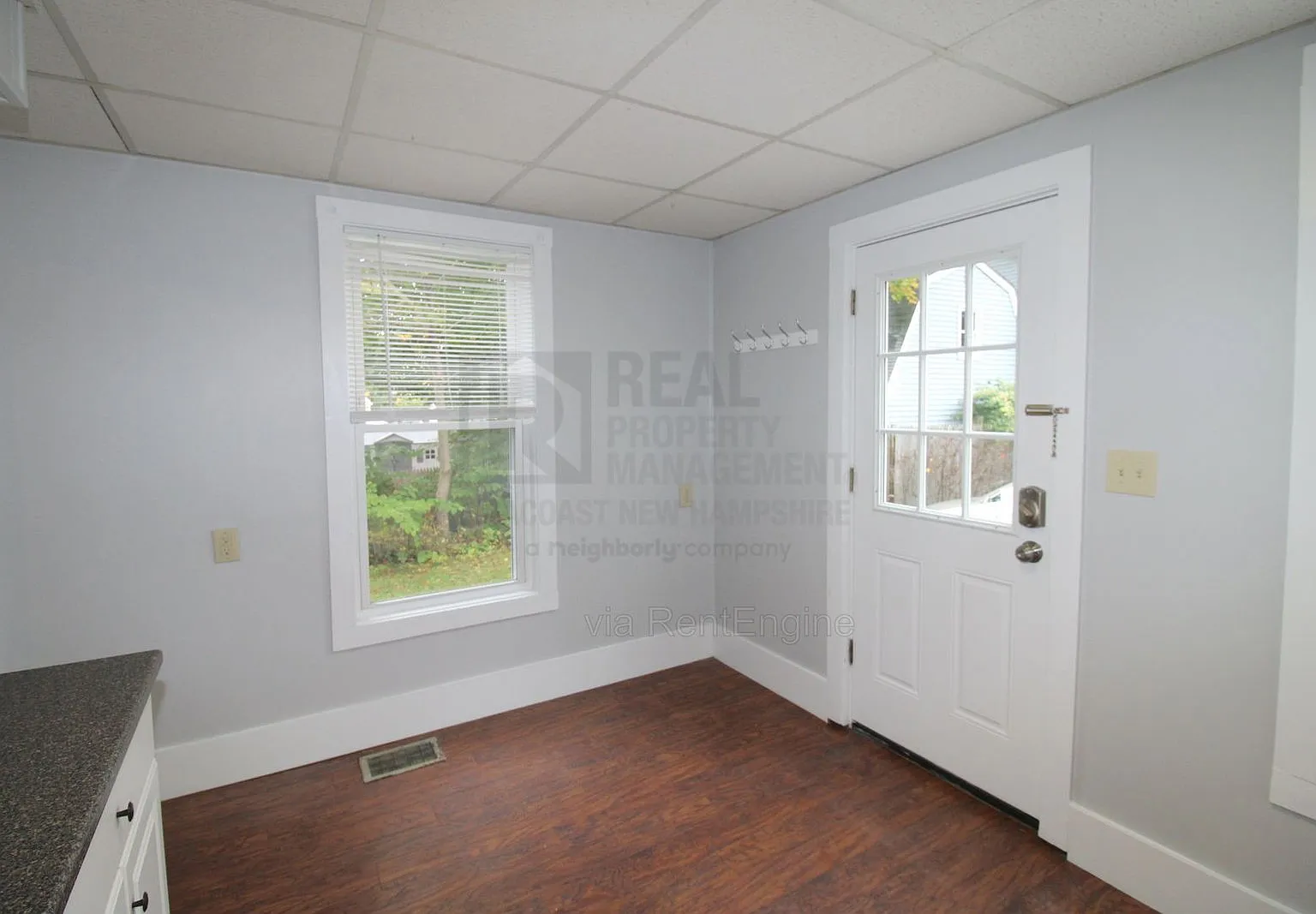 3 bed, 1.0 bath, $1,650 — Photo 3