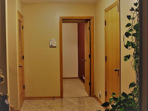 4th image of 7914 S 75th Ave