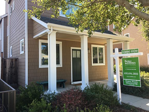 3rd image of 57 Oakwood Dr