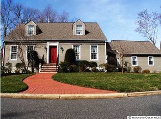 612 Auth Ave, Oakhurst, NJ 07755