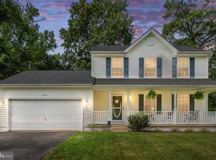 10122 Sharon Springs Dr, Fredericksburg, VA 22408