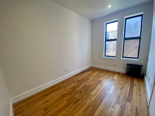 Rented by Vertical Real Estate LLC | media 9