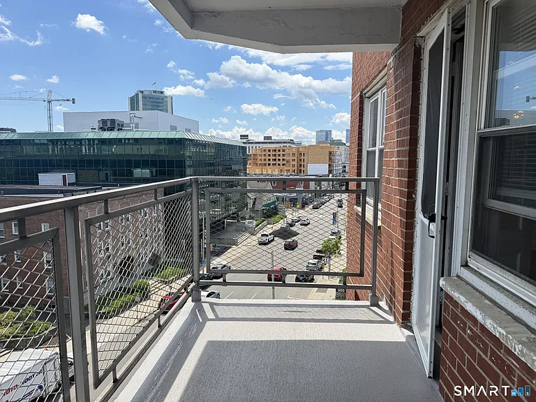 700 Summer St #6C — Photo 15