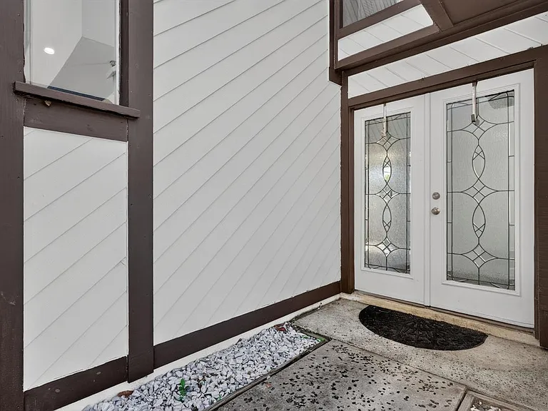 7812 Linkside Dr — Photo 30