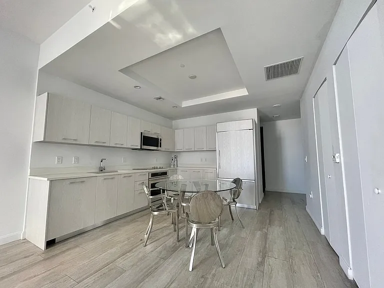 55 SW 9th St #4210 — Photo 19