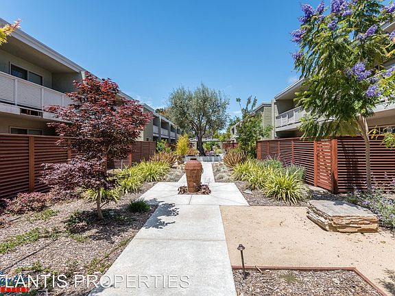 3rd image of 457 Acalanes Dr APT 09