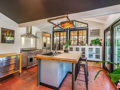 2459 Laurel Pass, Los Angeles, CA, 90046