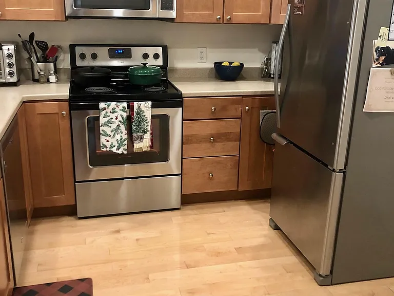 2 Lindbergh Rd #5 — Photo 2