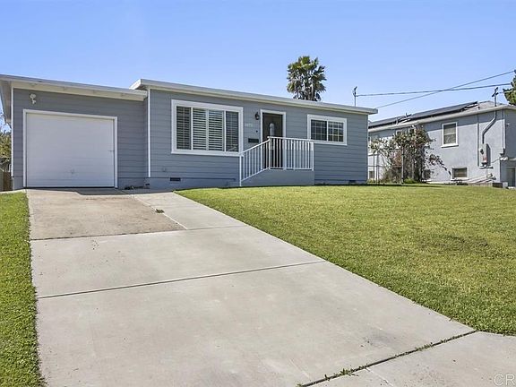 3rd image of 1075 Eucalyptus Dr