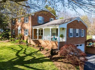 225 Taylor St, Staunton, VA 24401