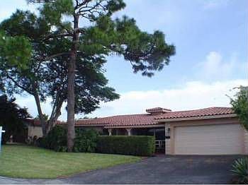 1st image of 1640 Lakeshore Cir
