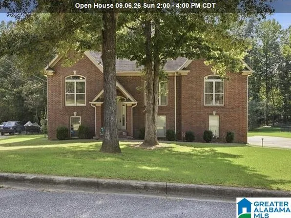 7836 Rock Creek Cir, Bessemer, AL 35023