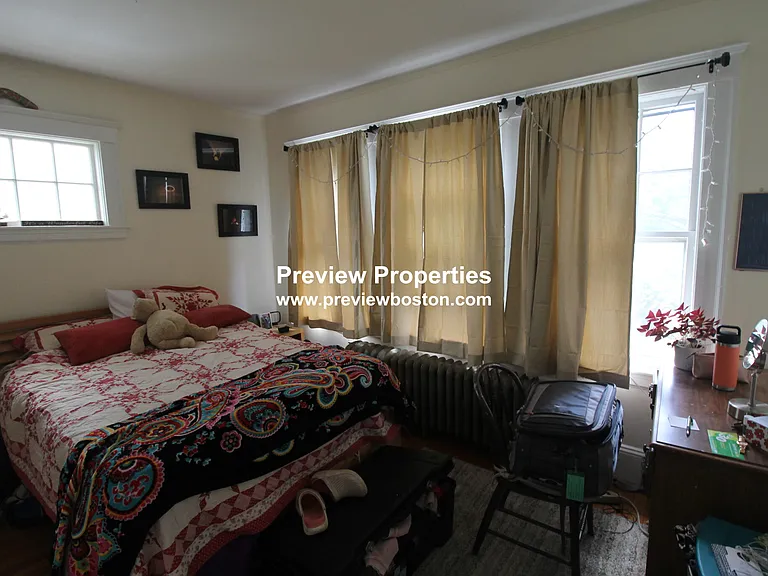 14 Champney St #2P — Photo 17
