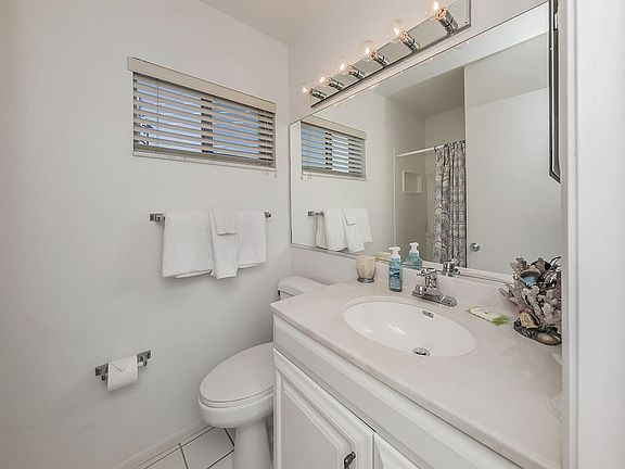 5th image of 1275 Tarpon Center Dr APT 215