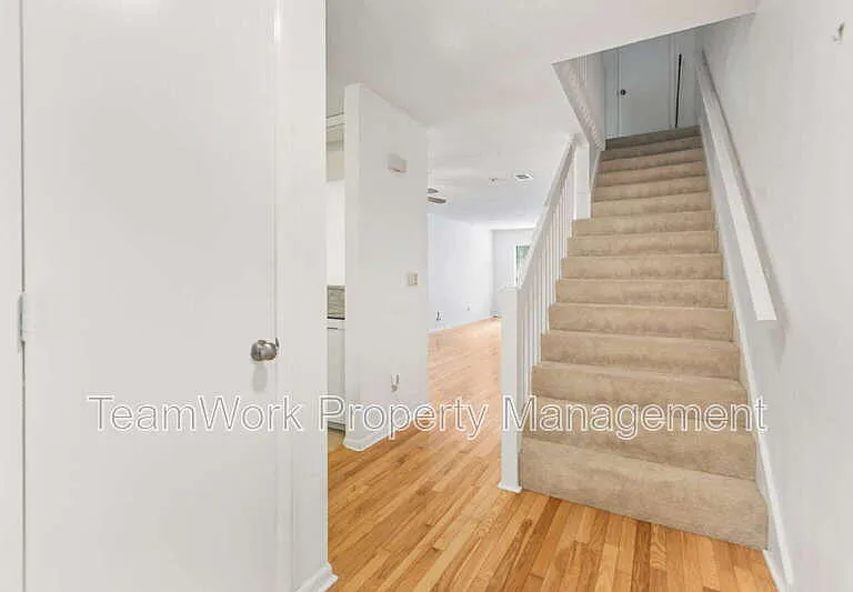 1161 Shadow Lake Cir #E — Photo 8