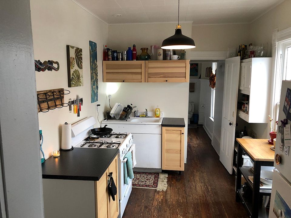 1st image of 302 N Bannock St #Top
