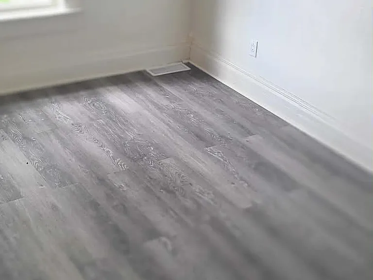 627 Raymond St — Photo 10