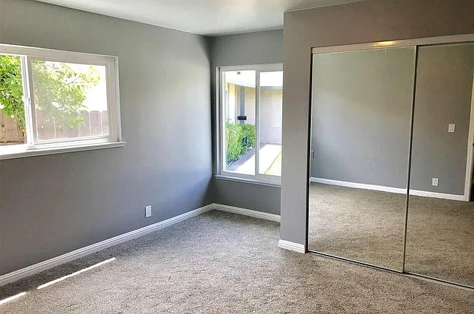 Bigelow Pl — Photo 8