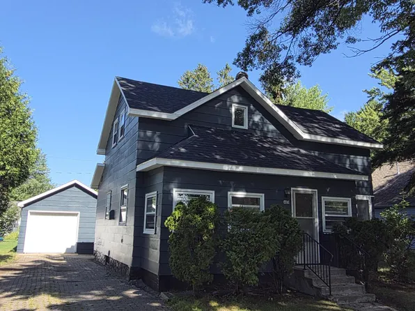 403 7th St, Mosinee, WI 54455
