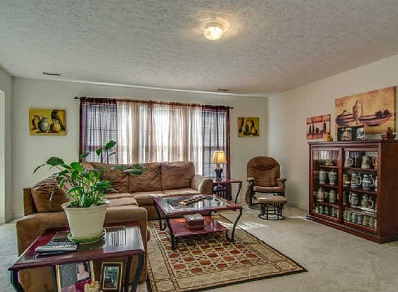 4th image of 350 Stewart Springs Dr