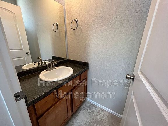3rd image of 5551 29th St #2111