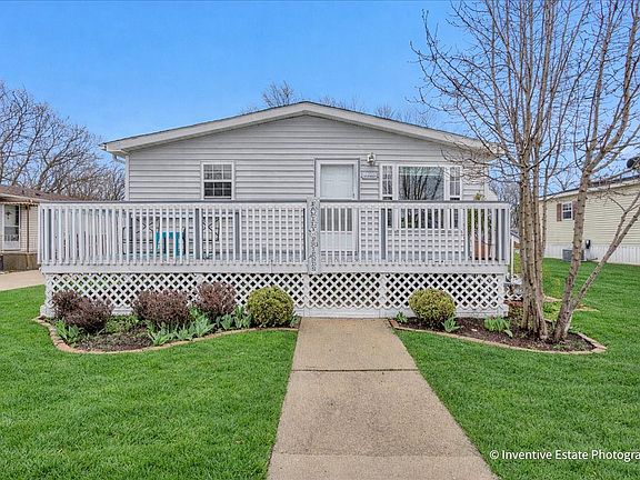 3rd image of 22709 S Foxfire Dr