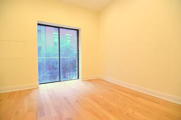 Rented by MNS | media 37