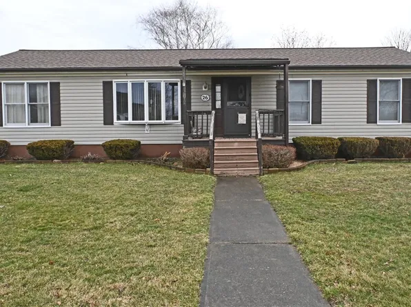 26 Greatsinger Dr, Pine City, NY 14871