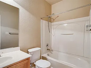 697 Shadow Creek Blvd — Photo 14