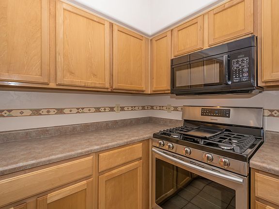 4th image of 8109 N Peppersauce Dr