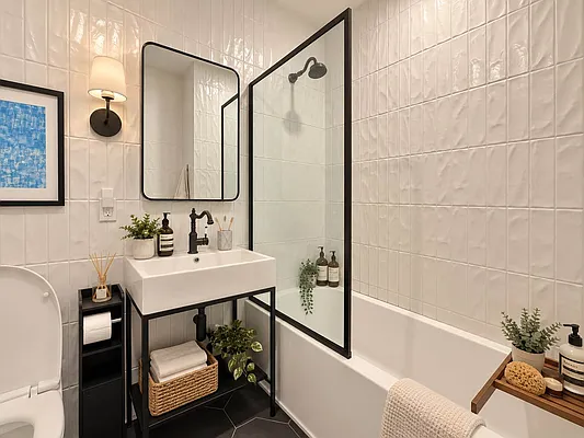 Bathroom, photo 1