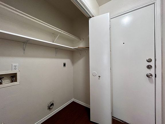 5th image of 9703 Nightjar Dr #B
