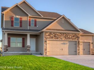 350 NE Fox Run Trl, Waukee, IA 50263