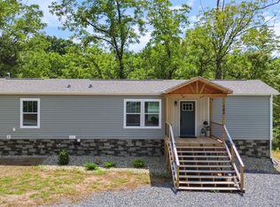 743 Pollard Rd, Kodak, TN 37764